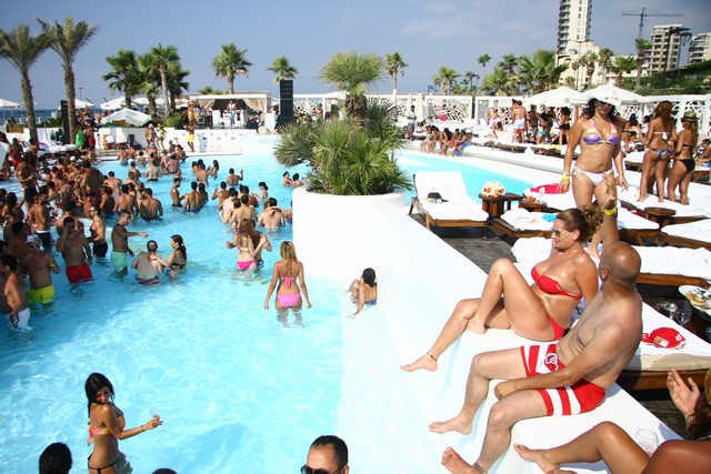 I Love SUNdays at Riviera